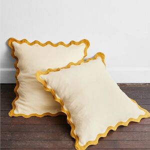 Limoncello & Turmeric 100% French Flax Linen Scalloped Pillowcases (2) - Unused